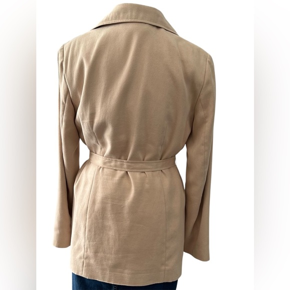 Bloomingdale’s Sutton Studio Vintage Tailored Blazer Fully Lined Belted Size 6 - Picture 5 of 7